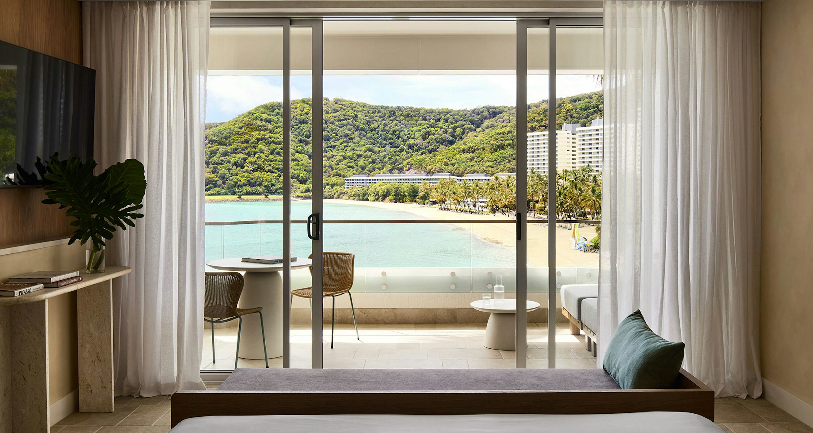 The Sundays, Hamilton Island The Sundays, Hamilton Island