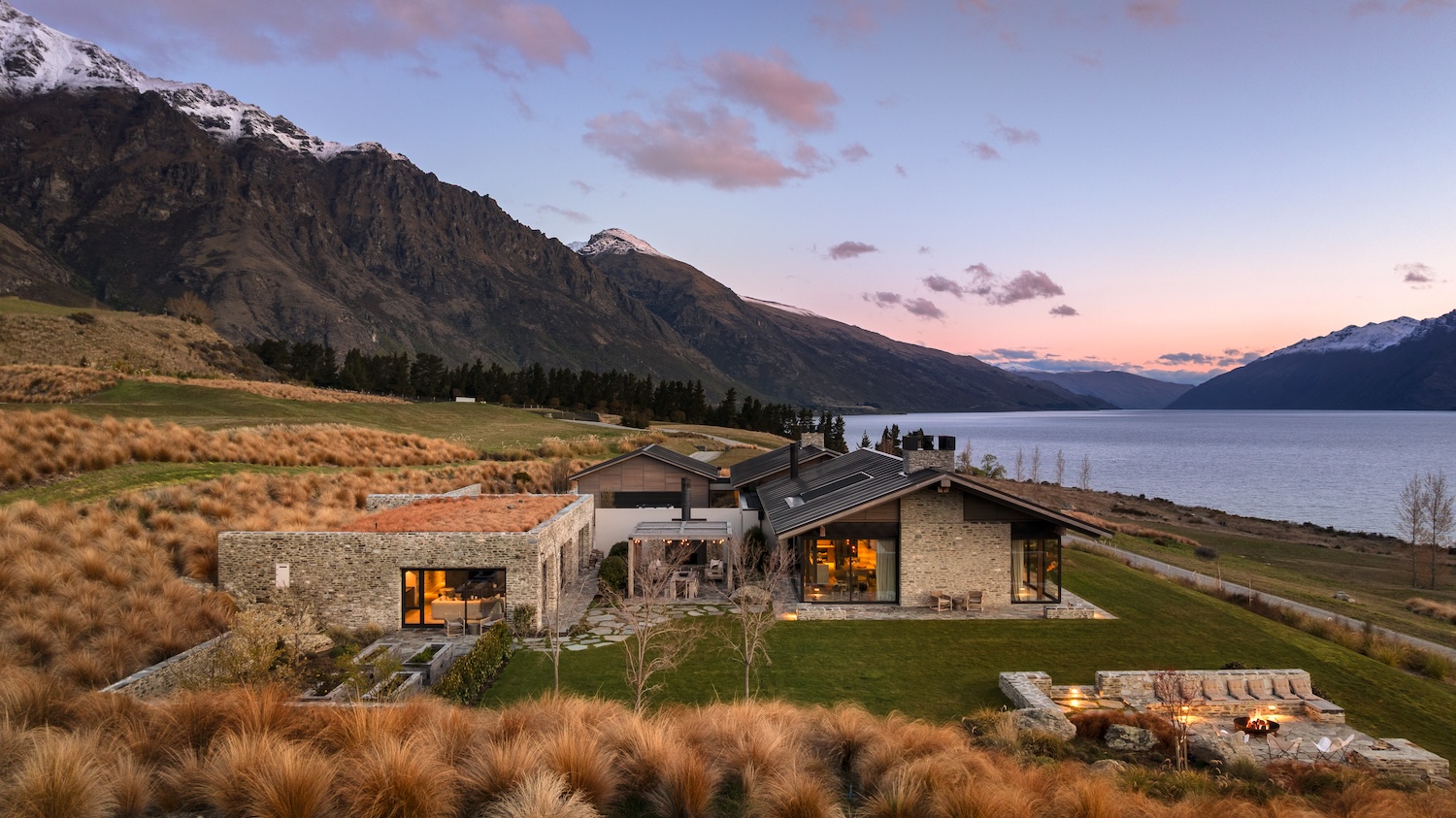 Homestead Bay Jacks Point Queenstown 