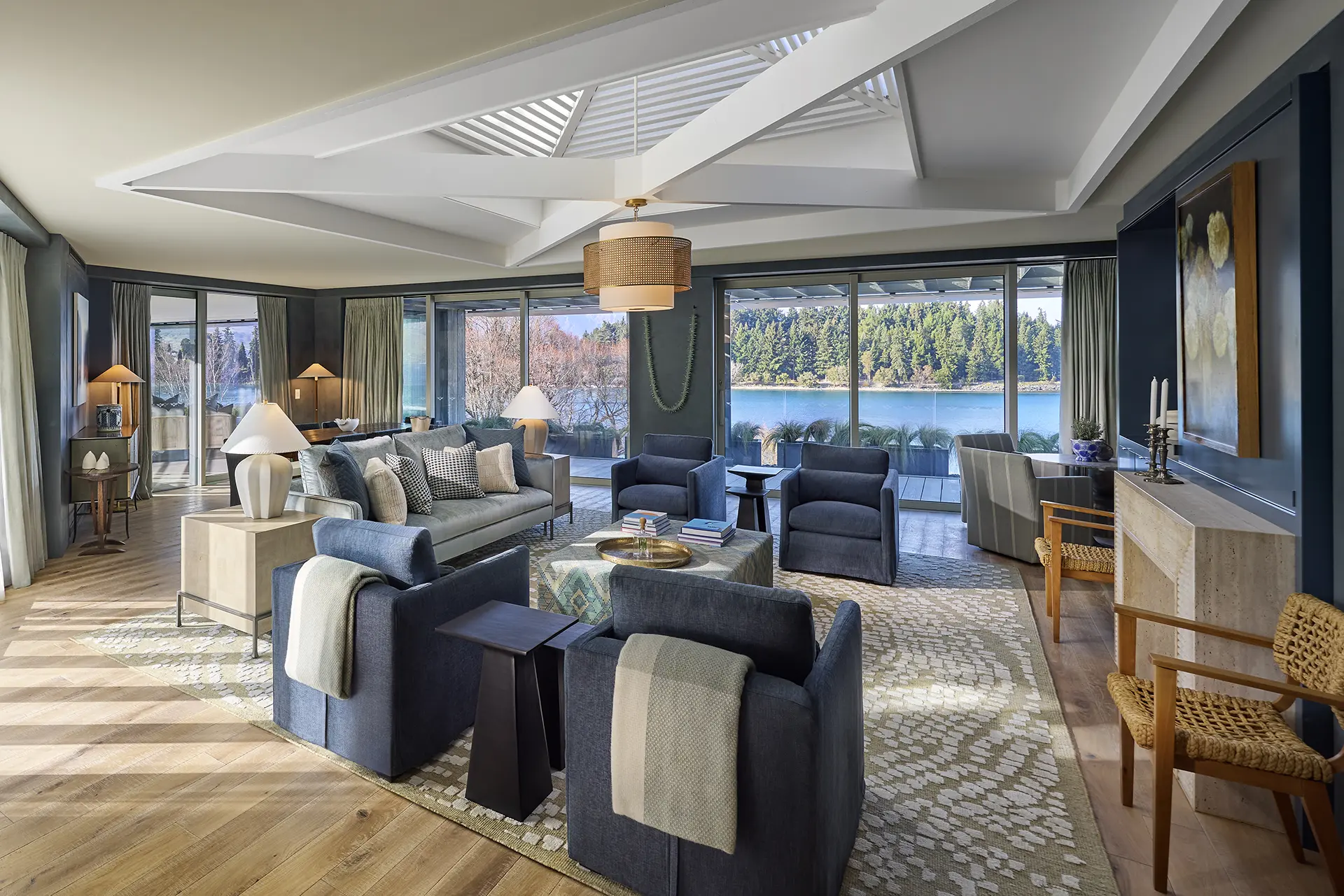 ROKI Luxury Lodge Queenstown ROKI Queenstown