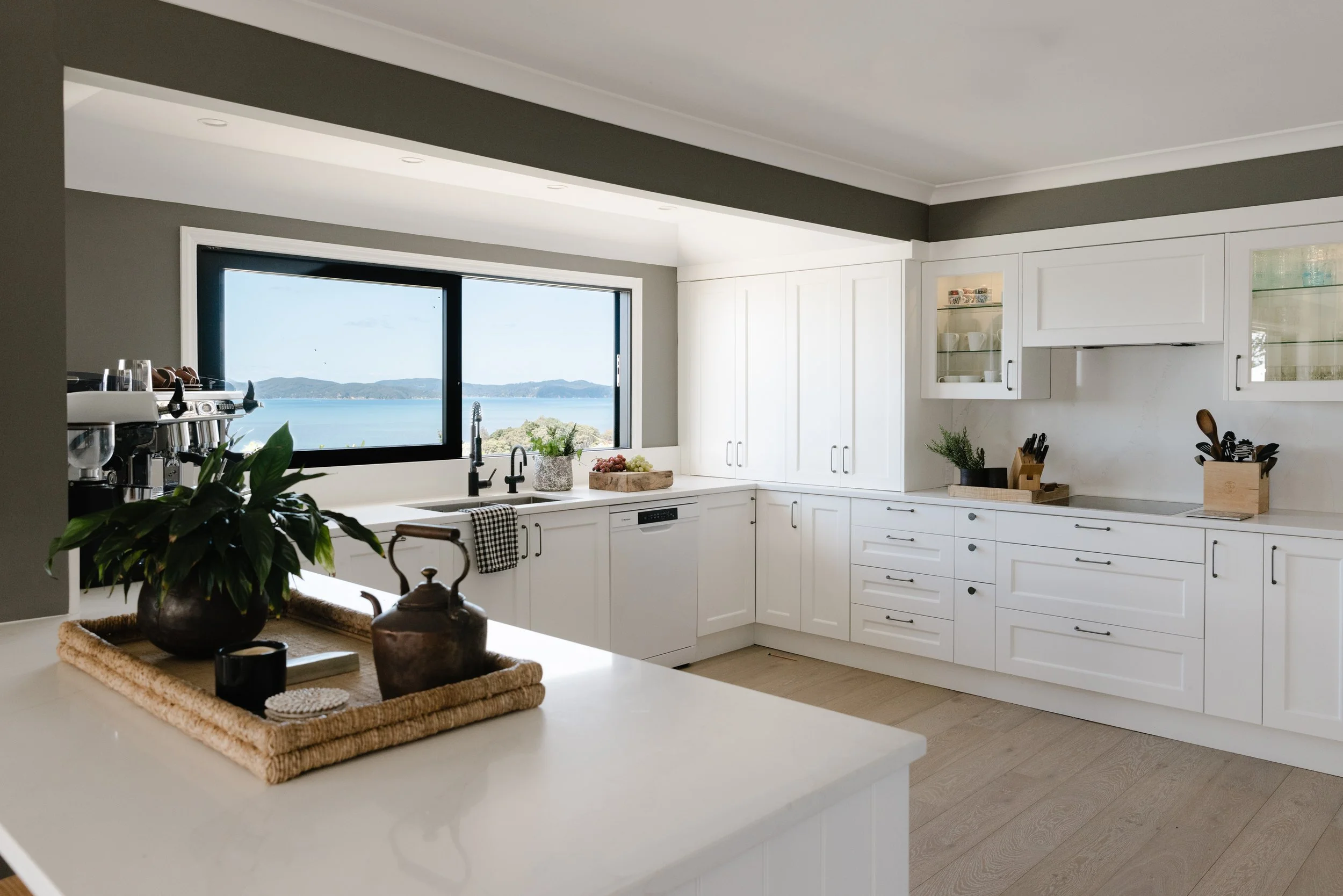 The Farnhouse Matakana Kitchen The Farmhouse Luxury Villa Matakana NZ