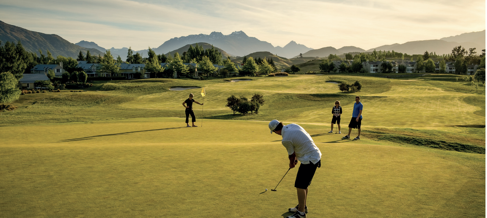 luxury golf stay and play new zealand