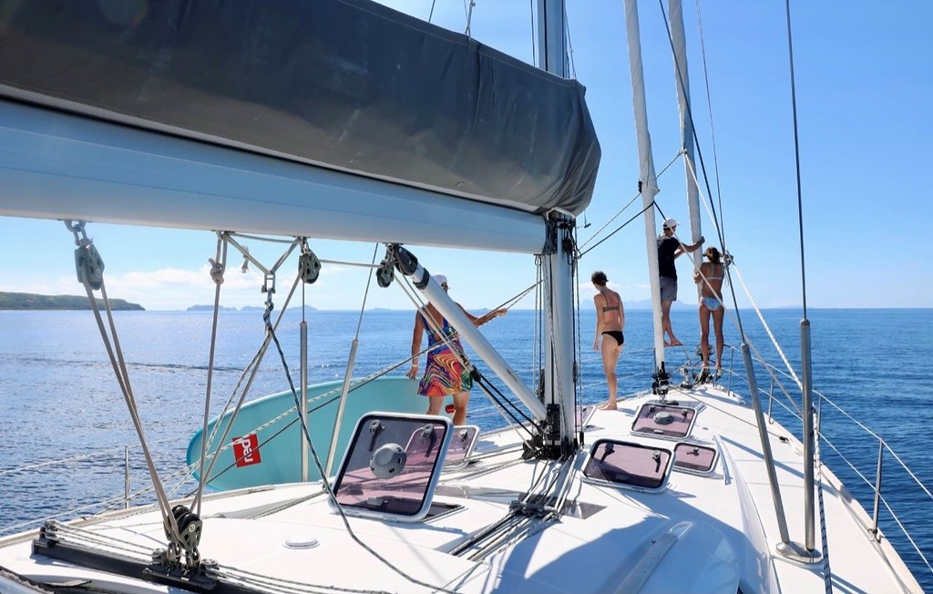 Sailing in the Marlborough Sounds, Bay of Many Coves, New Zealand