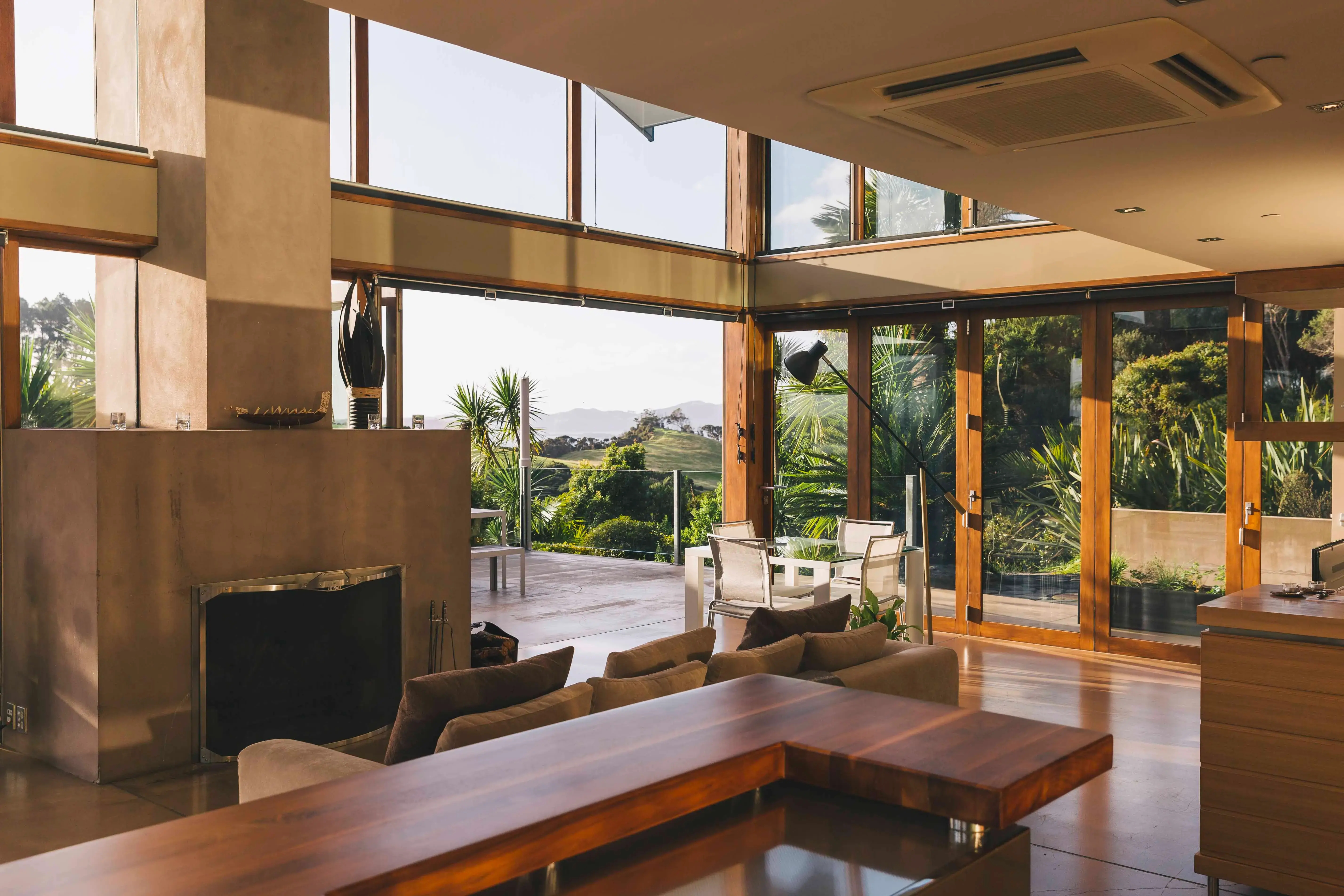 First-Light-Eagles-Nest-luxury-accommodation-bay-of-islands