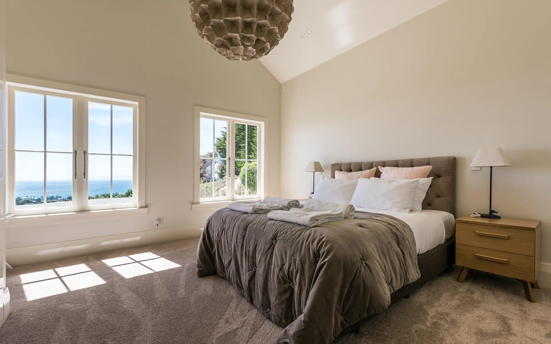 Mud-Brick-The-Lodge-Waiheke-Island-New-Zealand