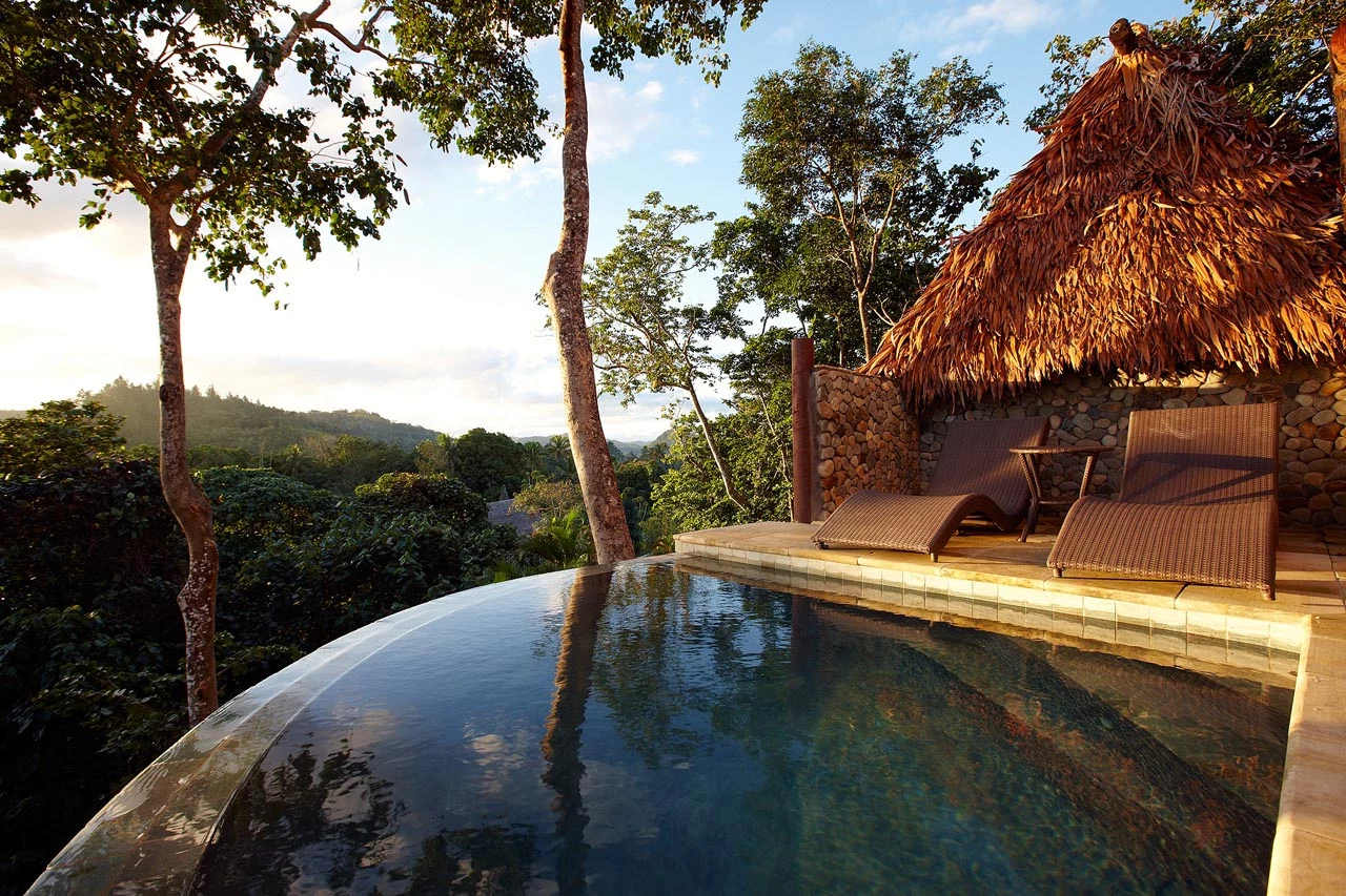 nanuku-resort