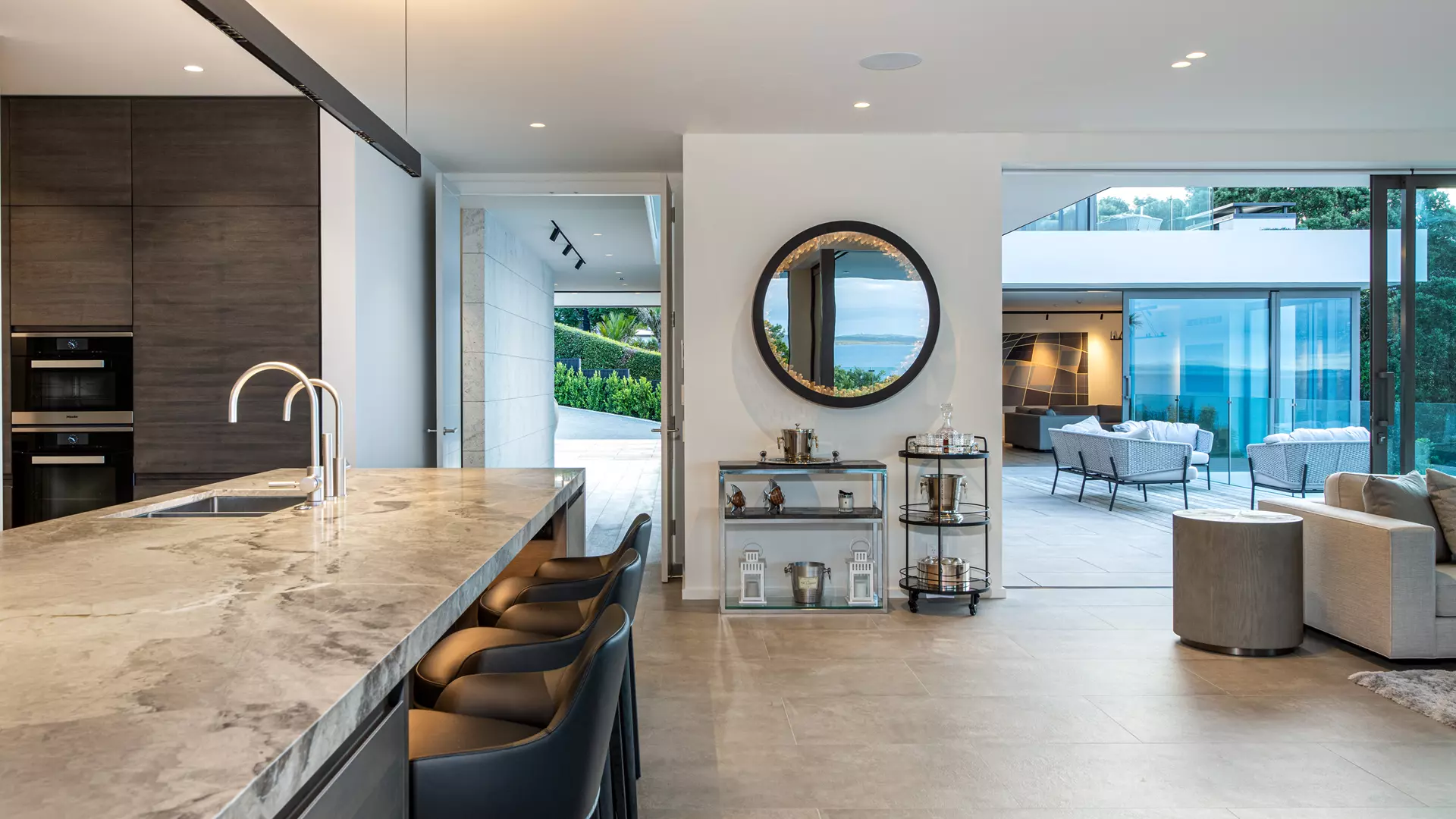 luxury-accommodation-north-shore-auckland
