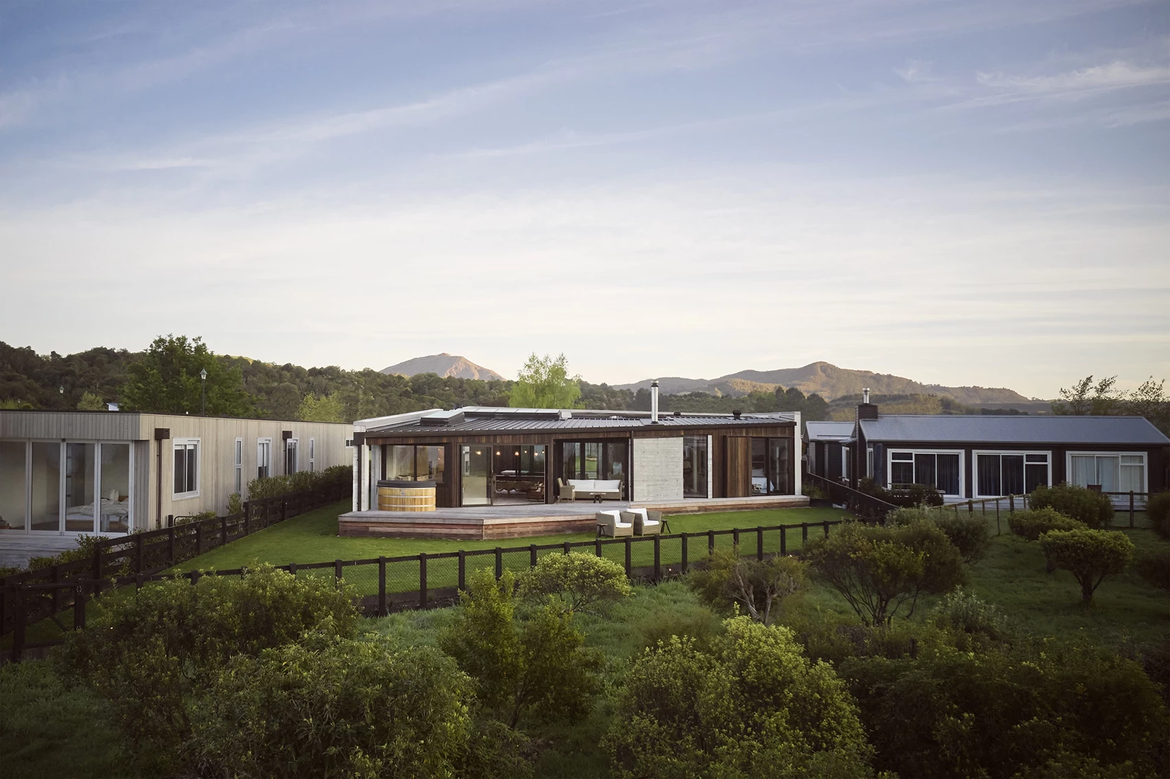 kinloch-lake-house