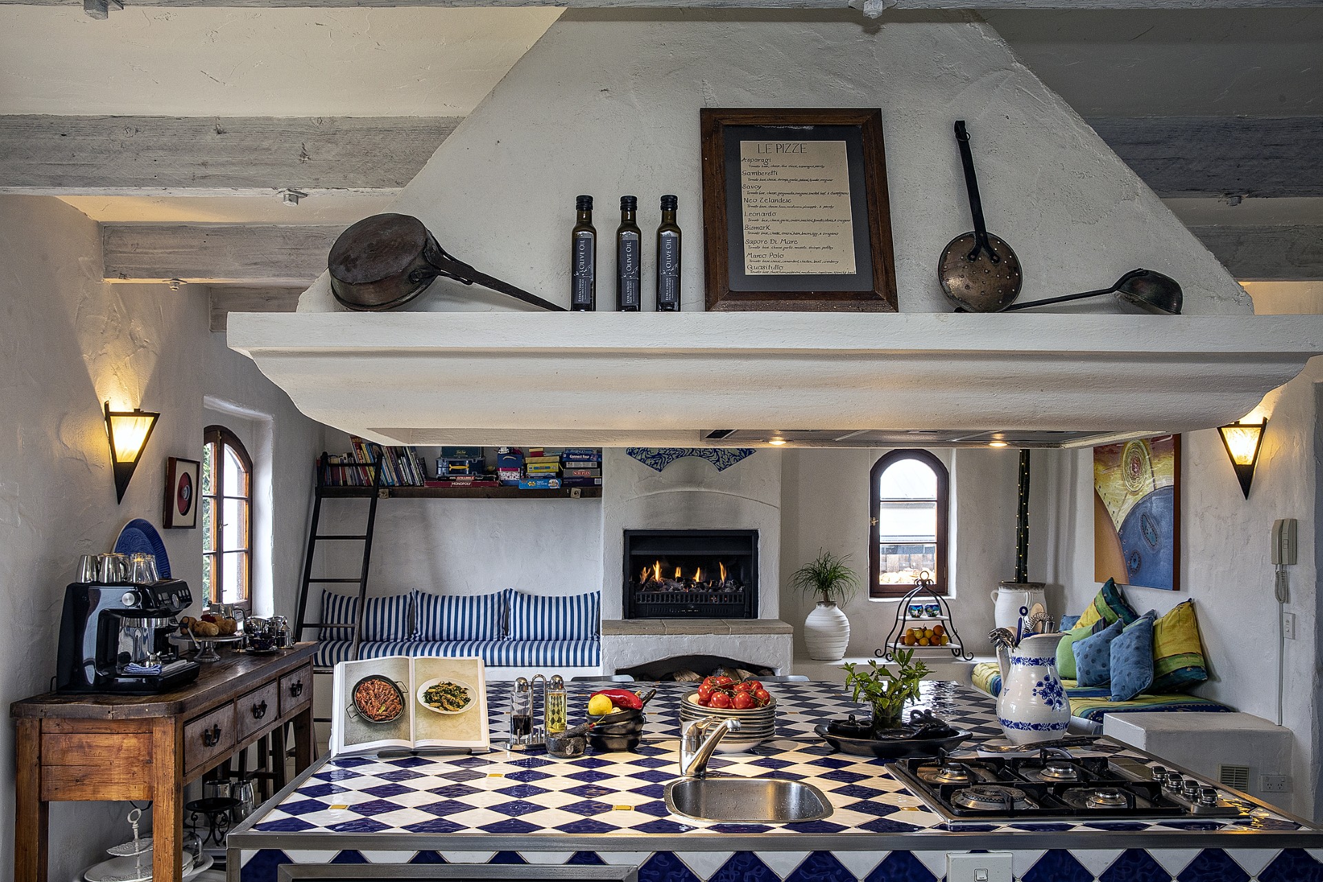 wanaka-accomodation-villa-south-pacific-kitchen