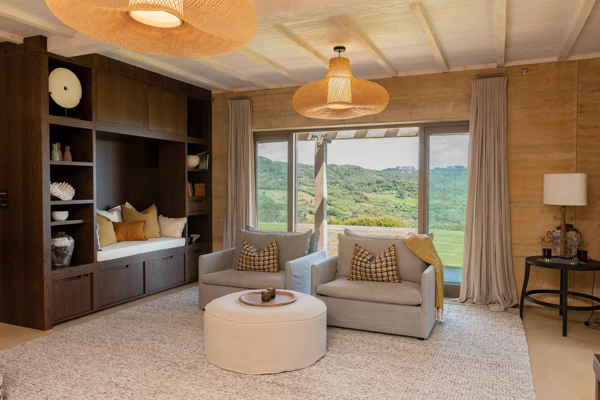 Muriwai Estate luxury private villa Auckland