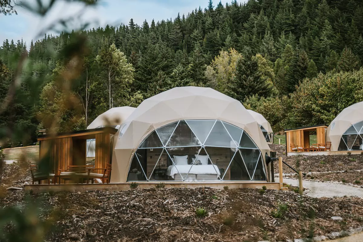 Cross hill domes luxury glamping