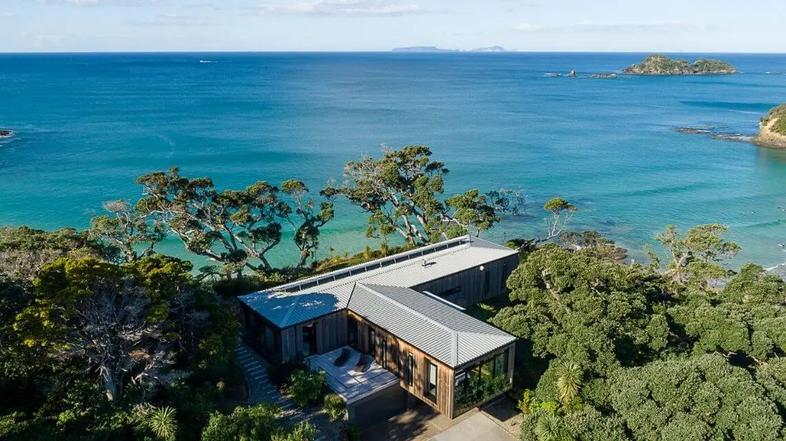 Hauora - Private Beachfront Villa in Northland