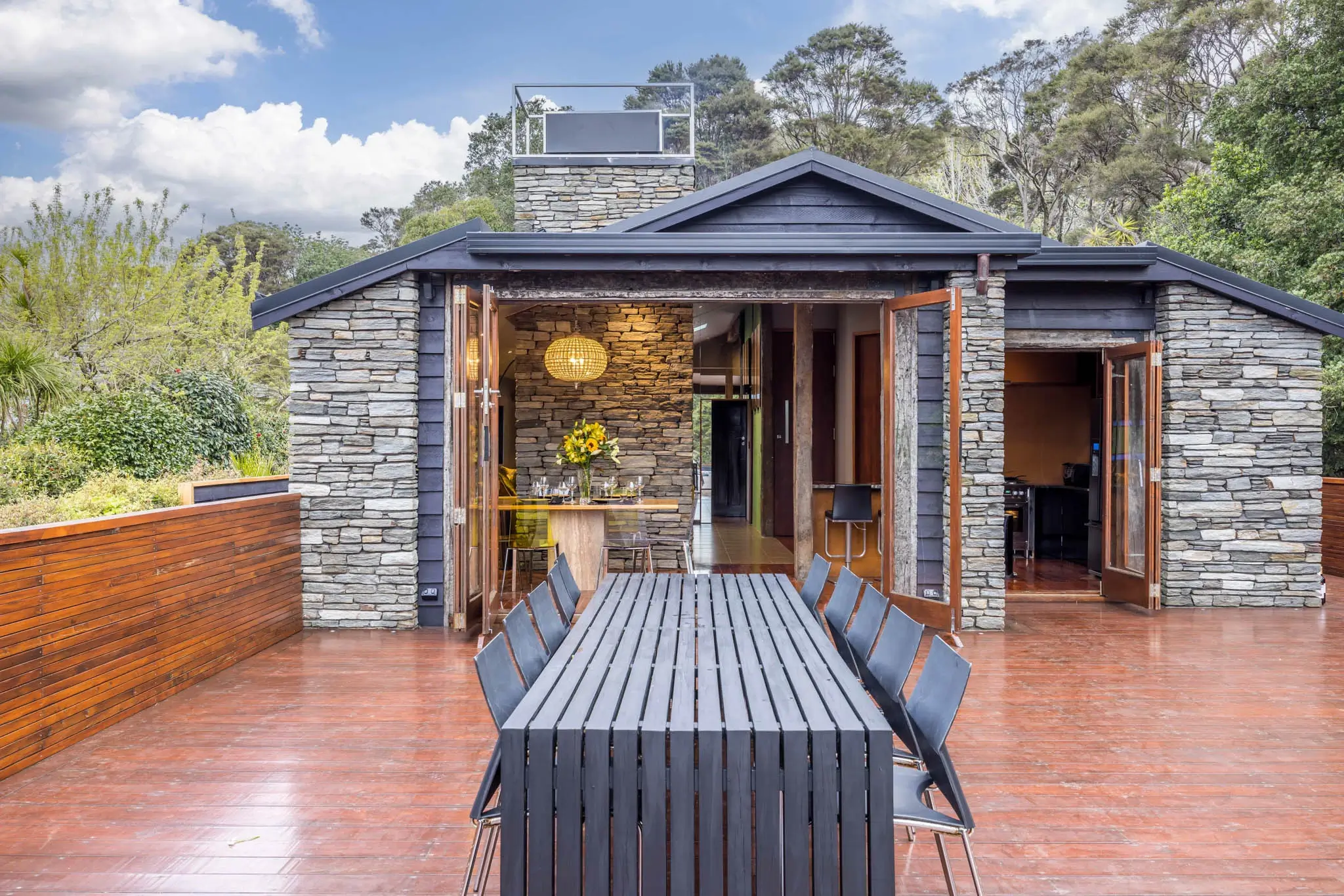 luxury-private-villa-auckland-maison-blanc
